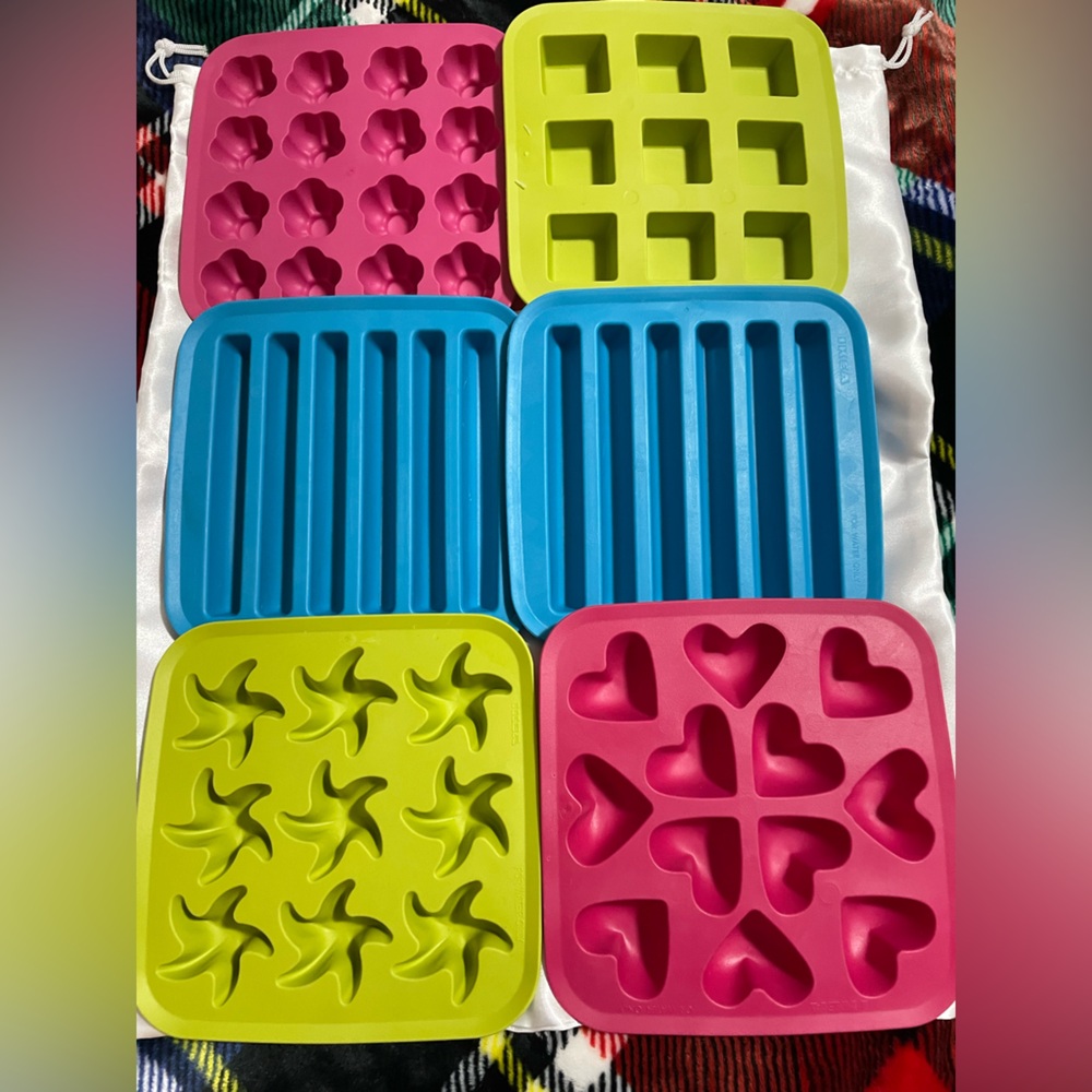 IKEA: Ice Cube Tray Bundle